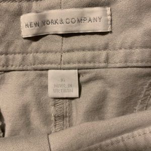 Like new New York and Co grey shorts!